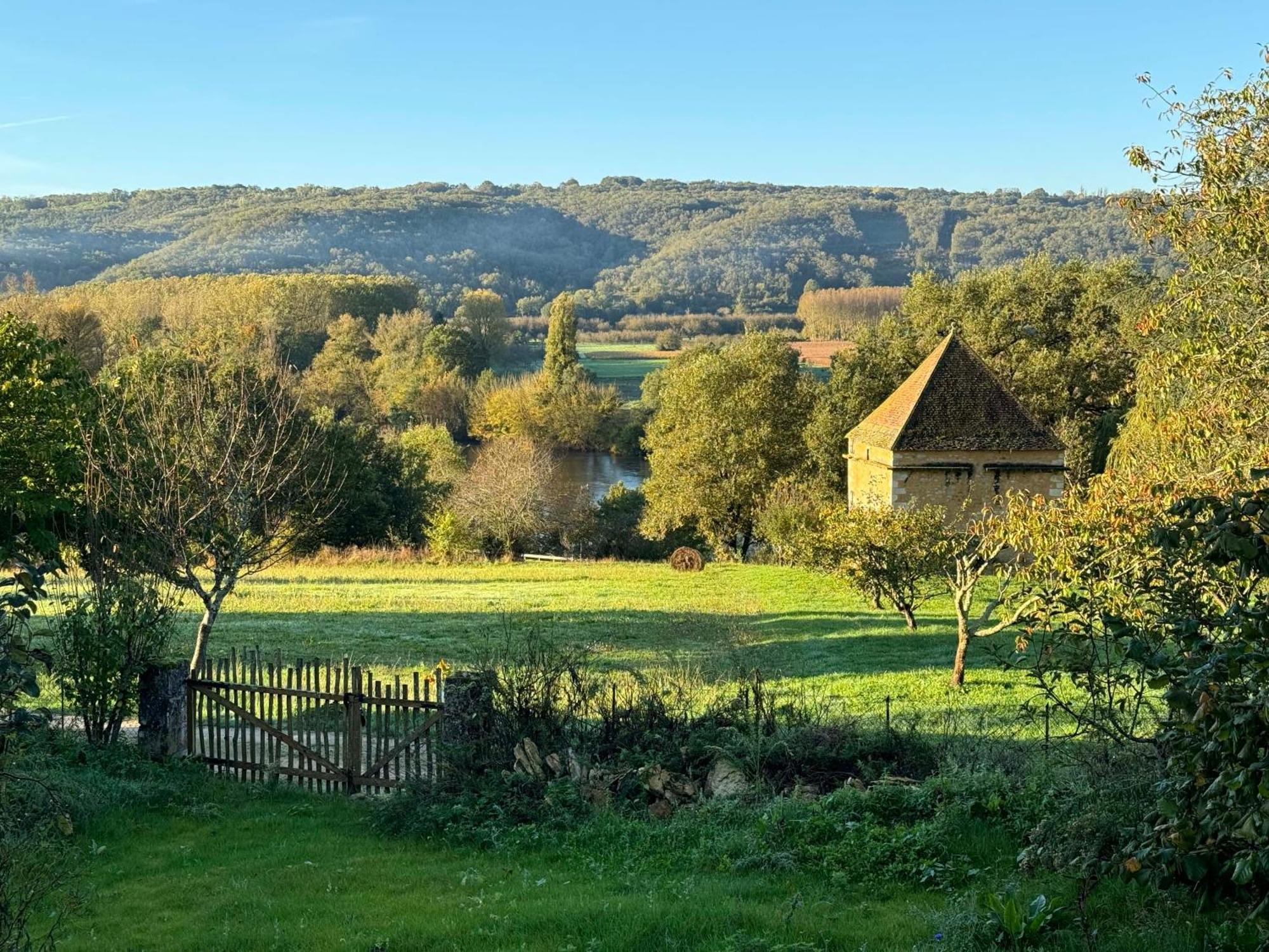 L'Epicerie De Bezenac Villa Екстериор снимка